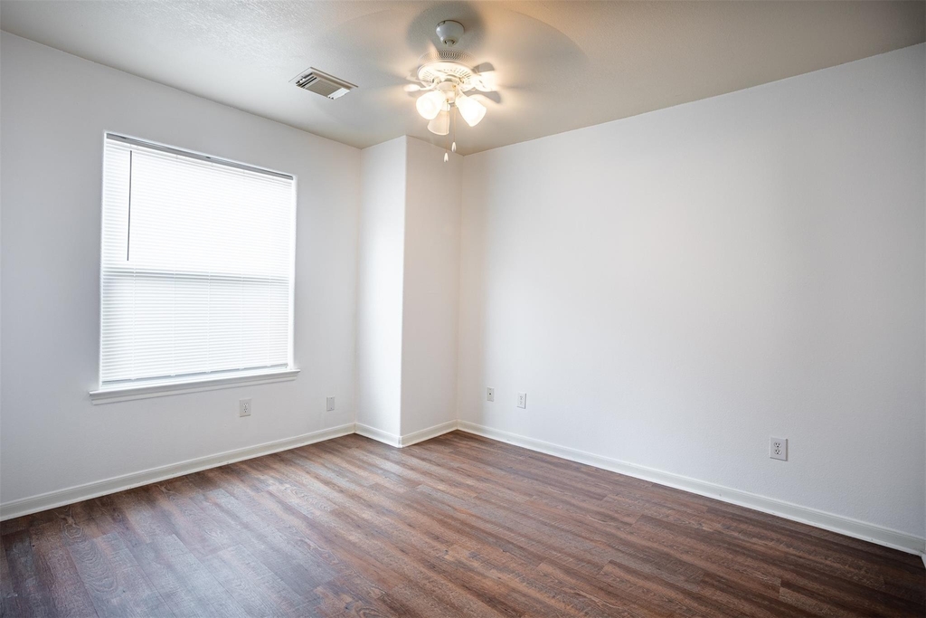 2220 Naomi Street - Photo 20