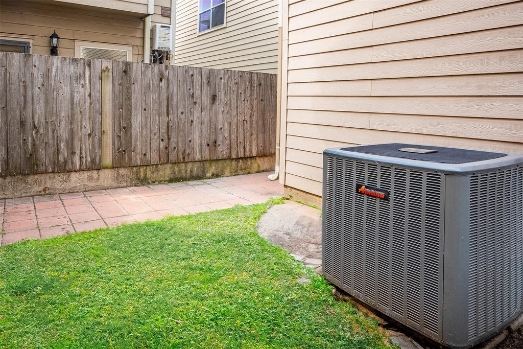 2220 Naomi Street - Photo 14