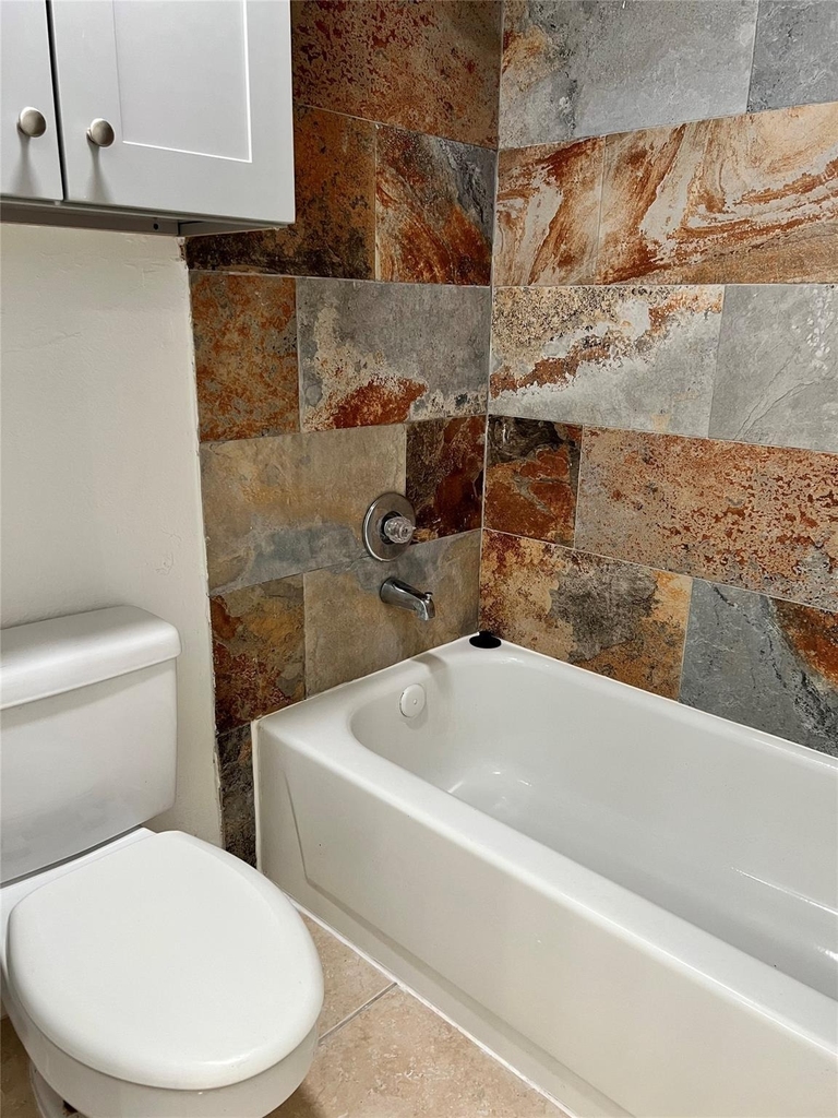 2626 Holly Hall Street - Photo 7