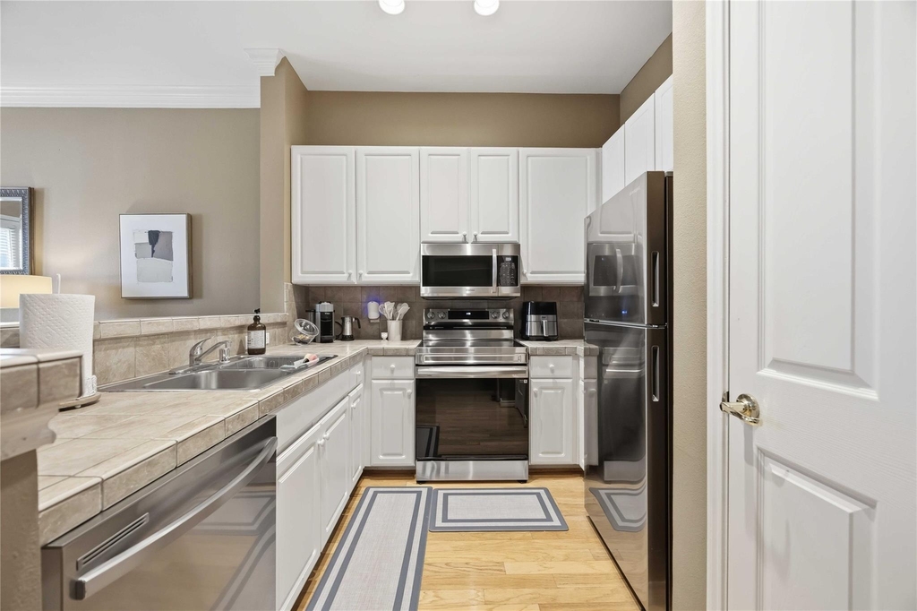 2400 Mccue Road - Photo 17