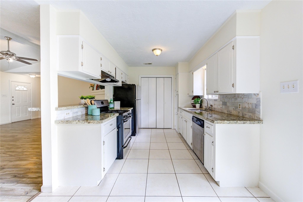 950 Grand Junction Drive - Photo 14