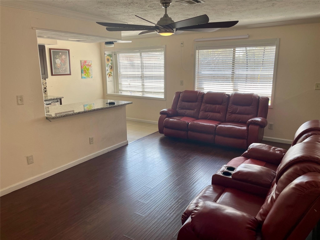 11615 Carvel Lane - Photo 3