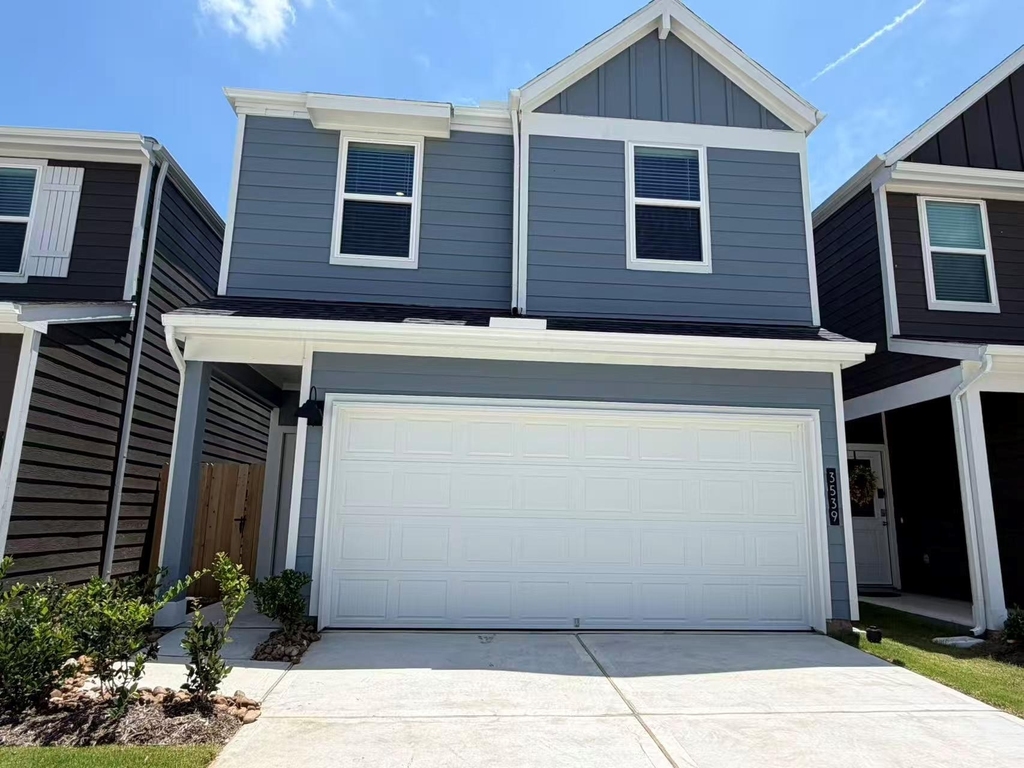 3539 Adelie Lane - Photo 0