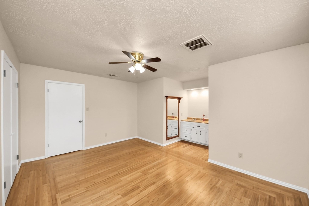 14007 Fleur De Lis Boulevard - Photo 14