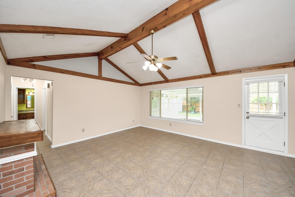 14007 Fleur De Lis Boulevard - Photo 19