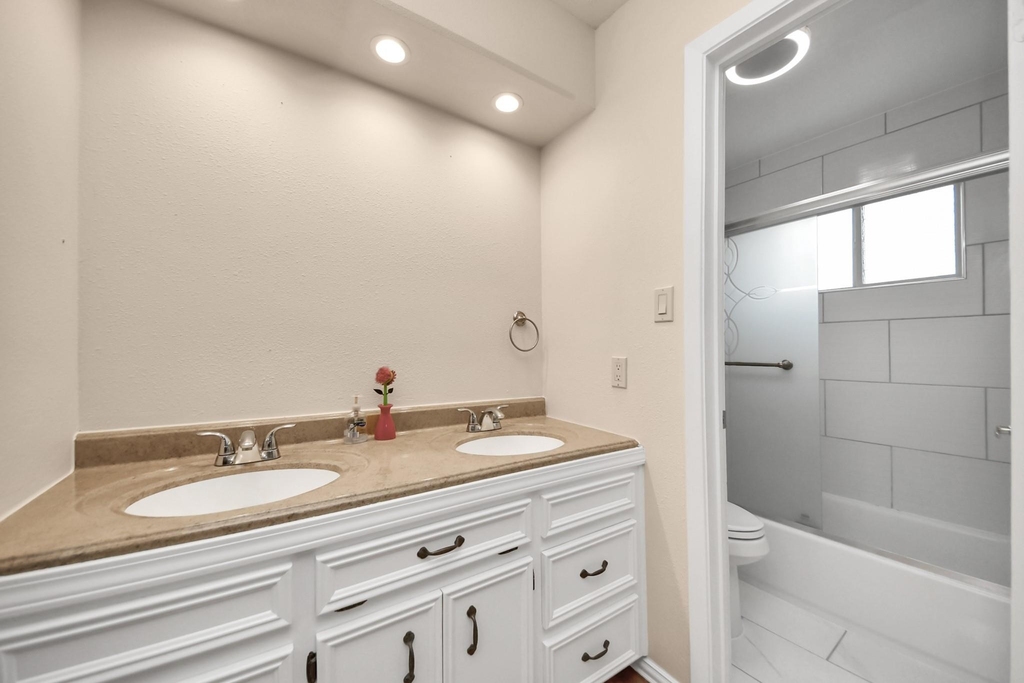 14007 Fleur De Lis Boulevard - Photo 16