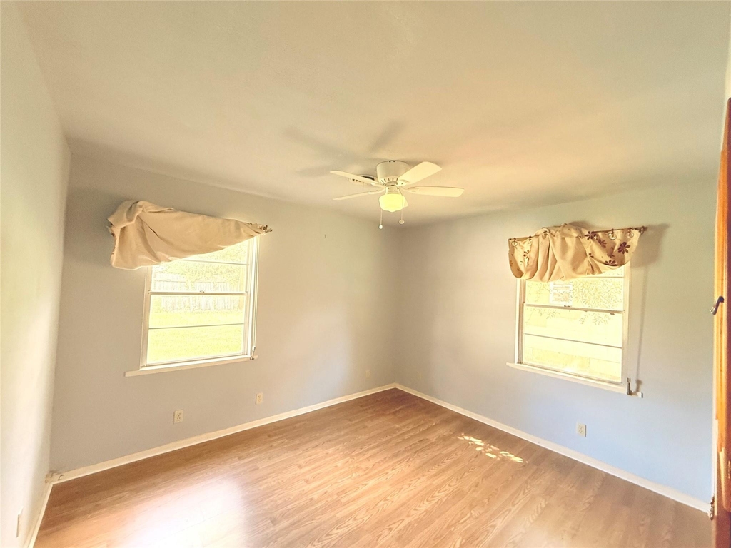 315 E Florida Avenue - Photo 3