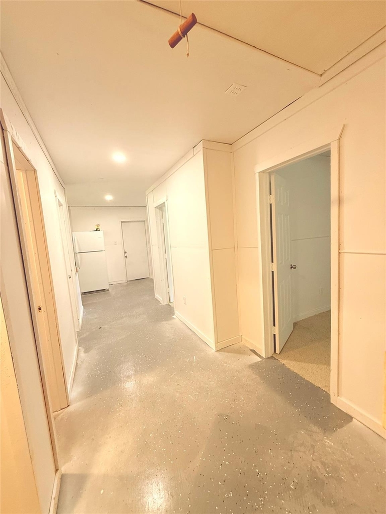 315 E Florida Avenue - Photo 13