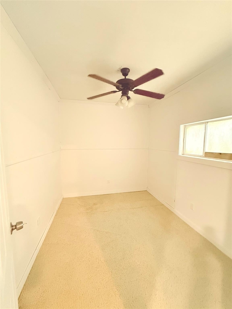 315 E Florida Avenue - Photo 10