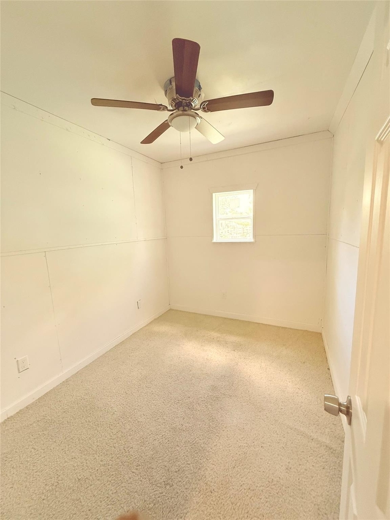 315 E Florida Avenue - Photo 12