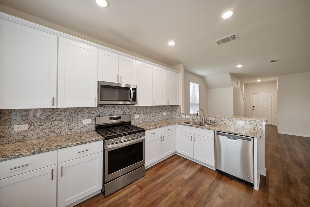 14551 Maple Field Drive - Photo 2