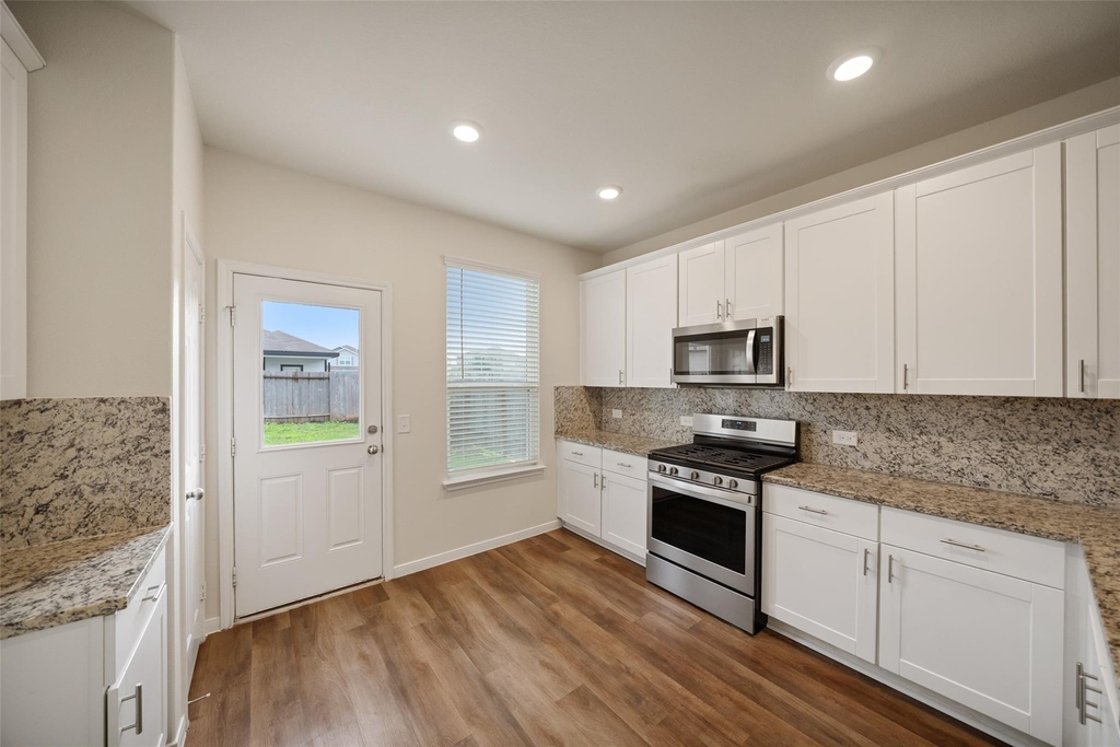 14551 Maple Field Drive - Photo 6