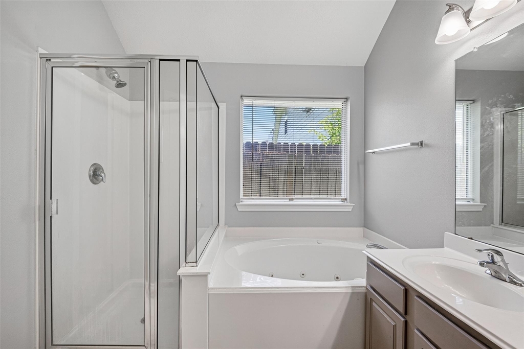 12015 Cottage Elm Court - Photo 26