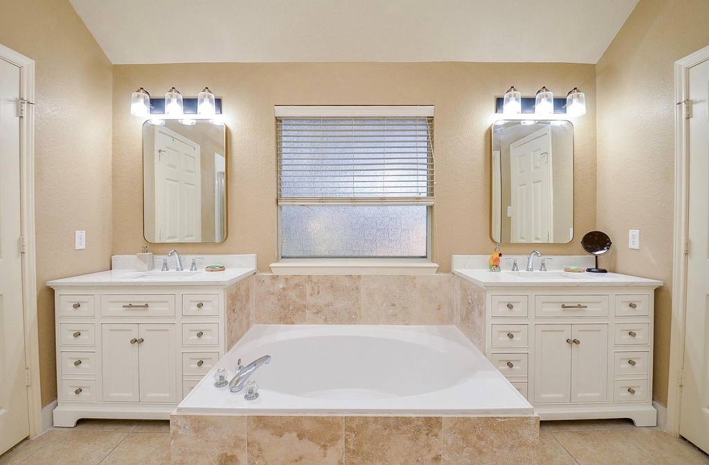 4606 Russett Lane - Photo 12