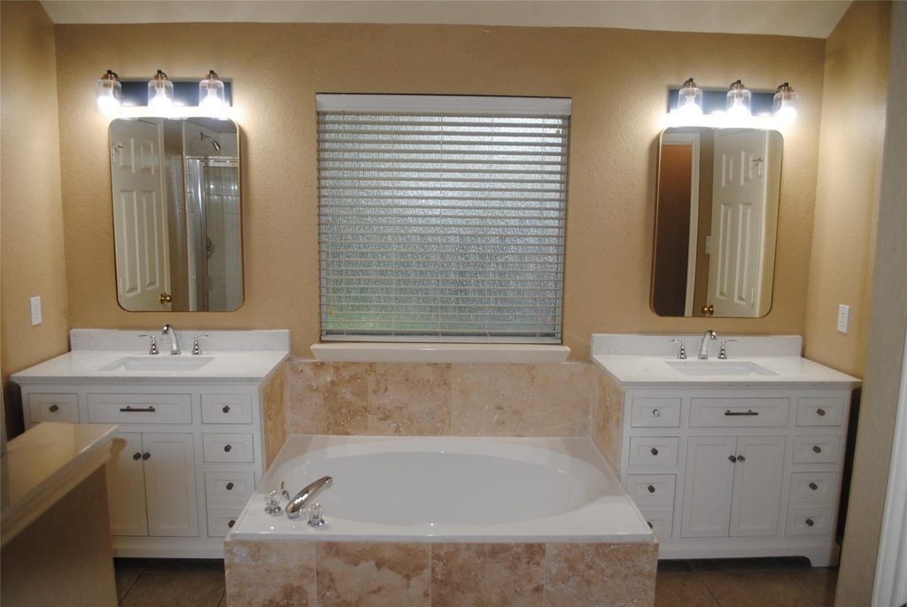 4606 Russett Lane - Photo 6