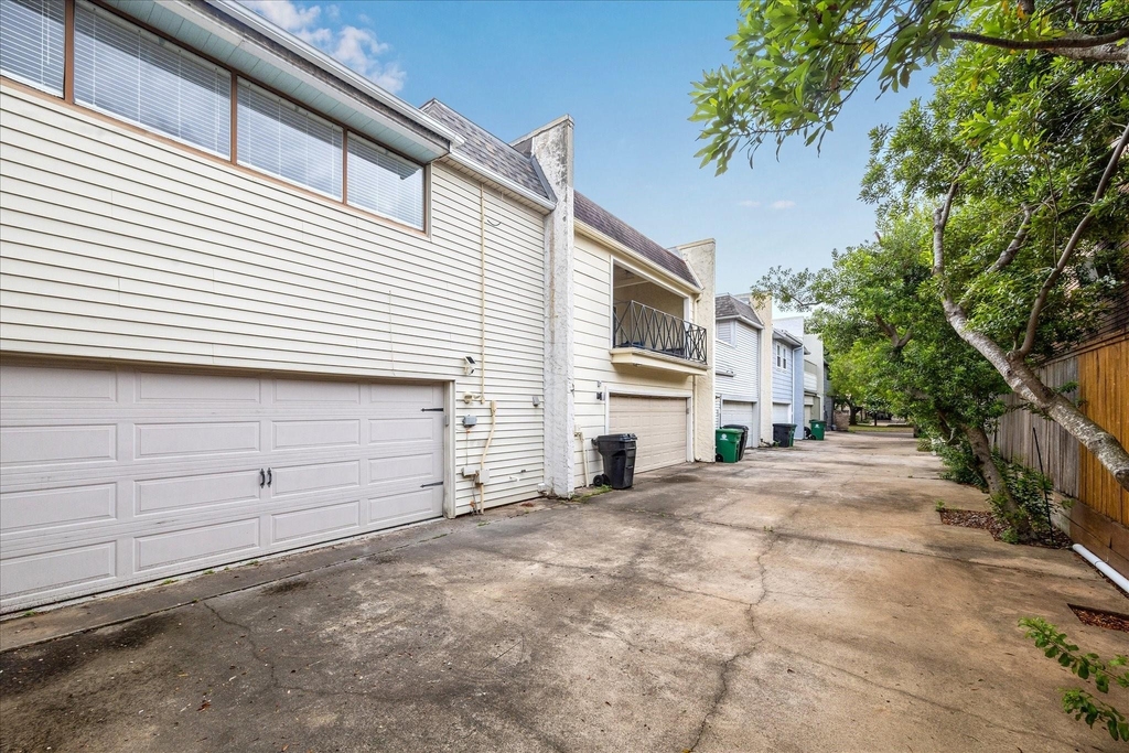 2511 Commonwealth Street - Photo 29