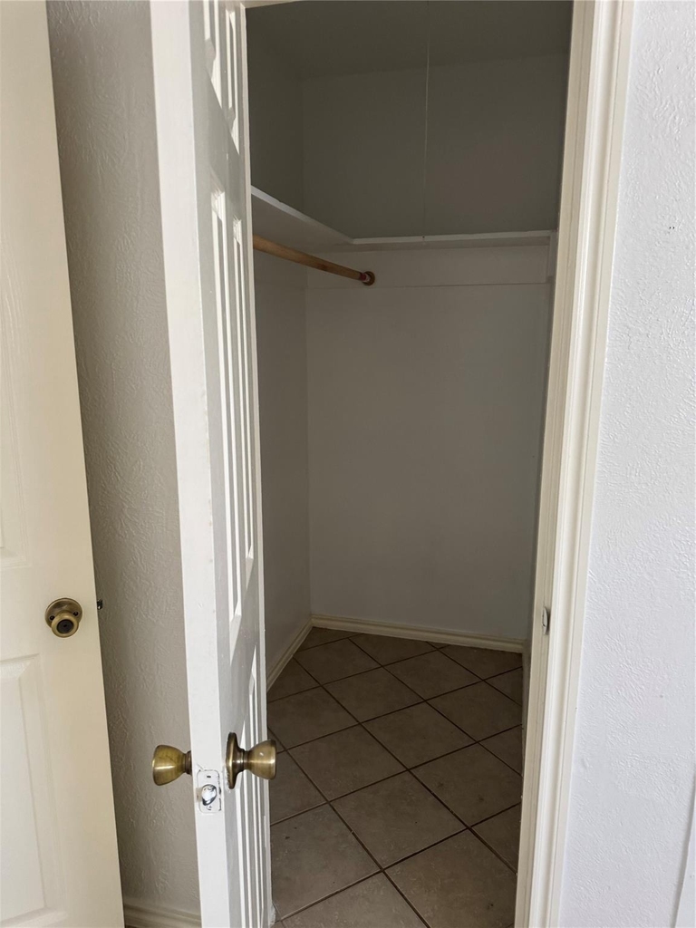 820 W Alabama - Photo 4