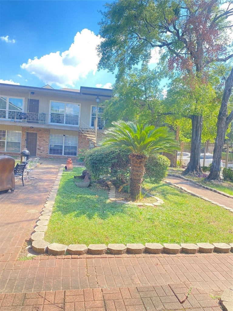 820 W Alabama - Photo 3