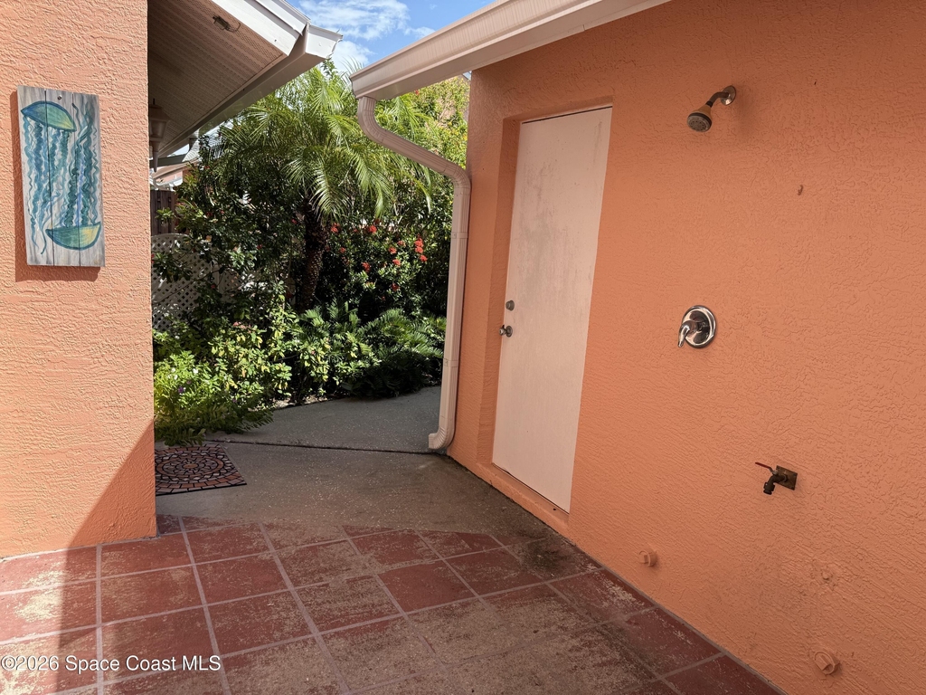 176 Casseekee Trail - Photo 4