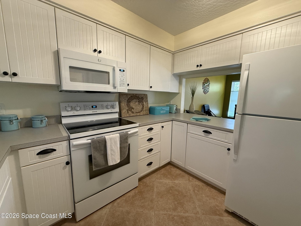 176 Casseekee Trail - Photo 11