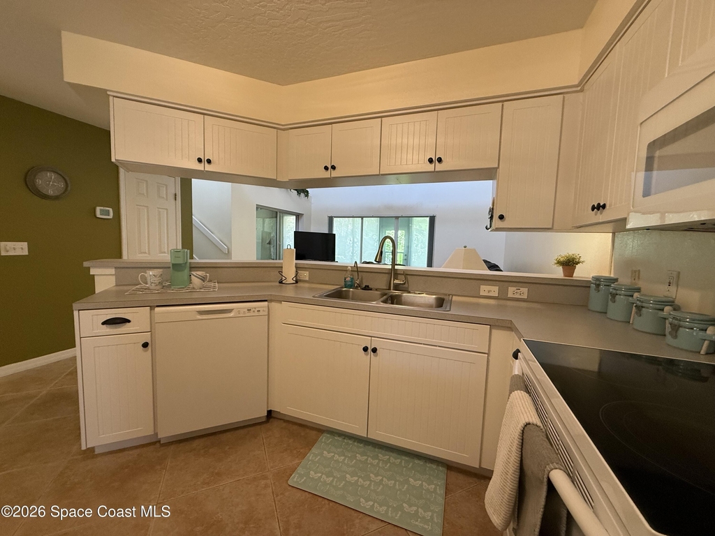 176 Casseekee Trail - Photo 9