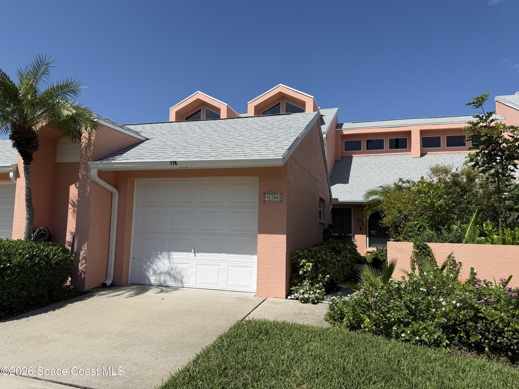 176 Casseekee Trail - Photo 1