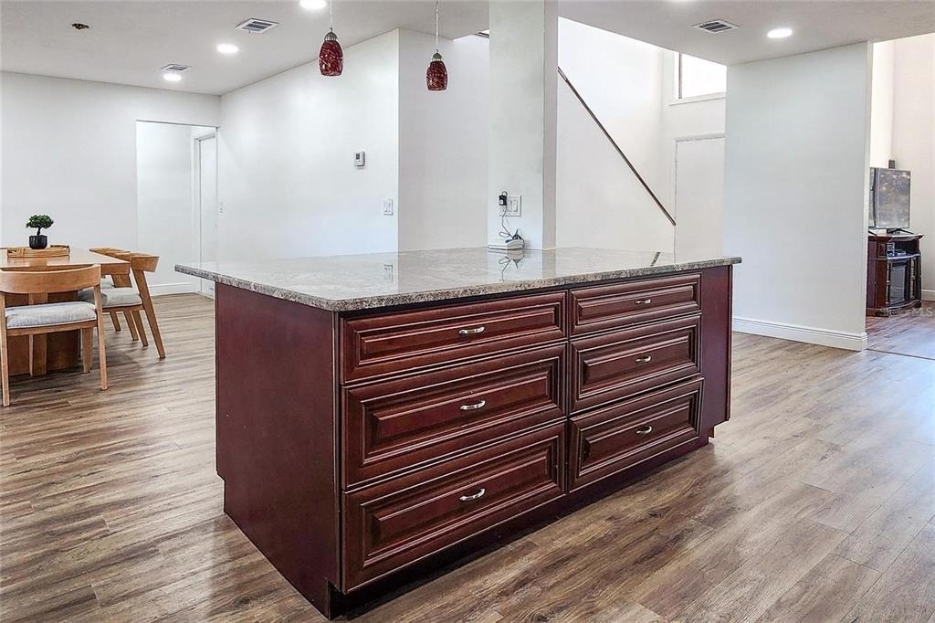 16169 Gardendale Drive - Photo 9