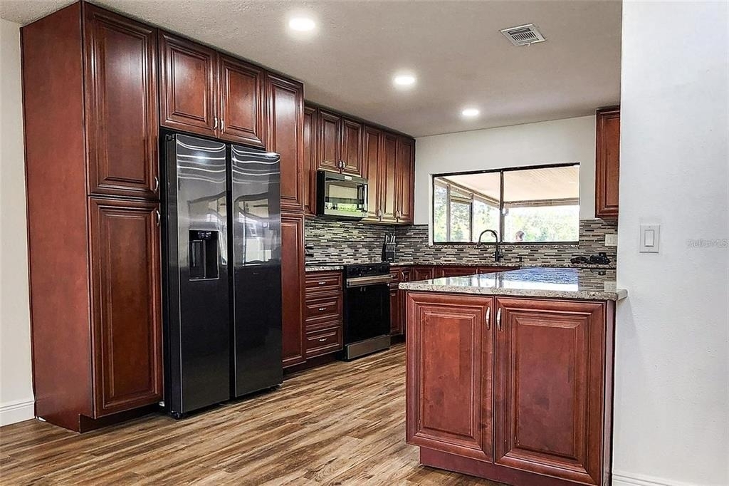 16169 Gardendale Drive - Photo 6