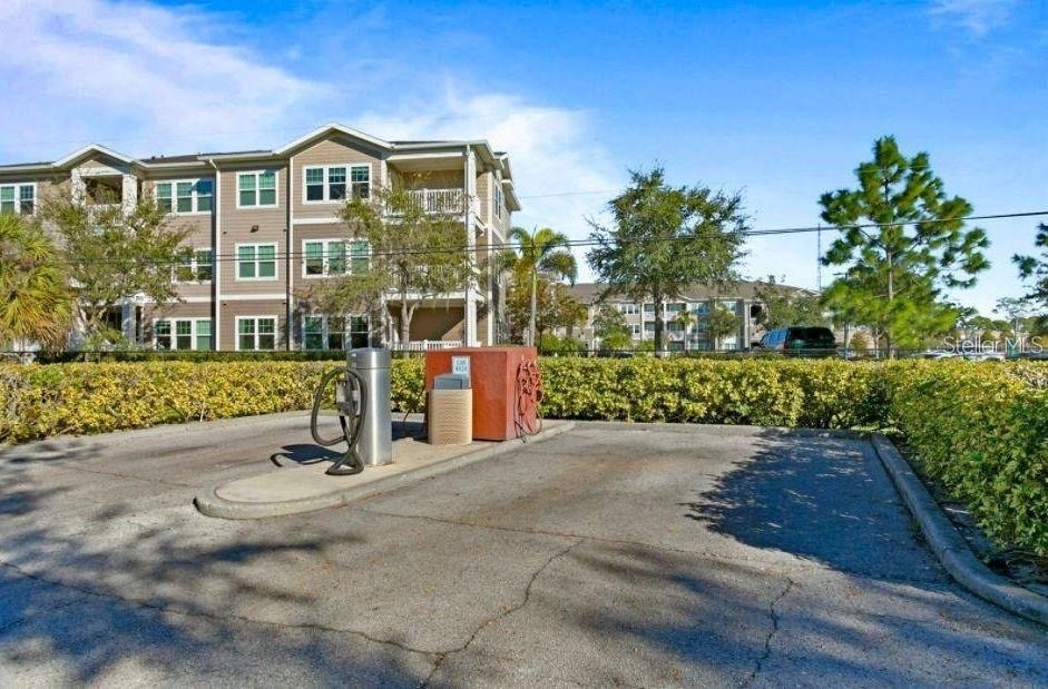 10265 Gandy Boulevard N - Photo 52