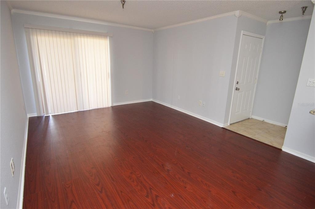 10265 Gandy Boulevard N - Photo 16