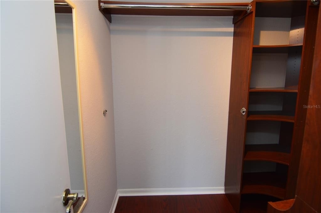 10265 Gandy Boulevard N - Photo 32