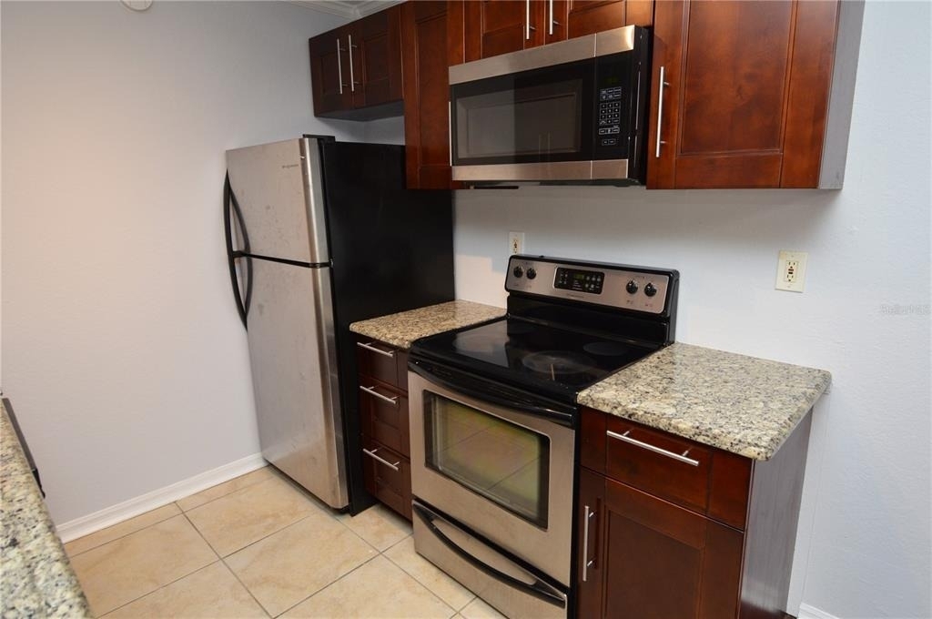 10265 Gandy Boulevard N - Photo 6