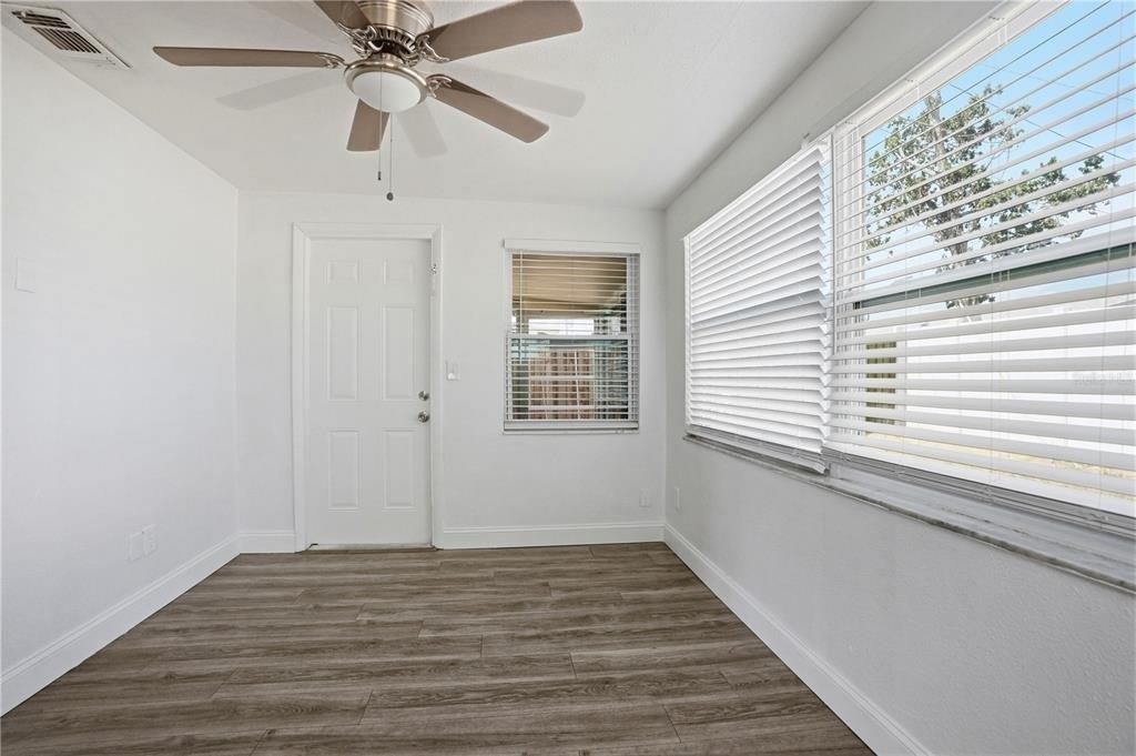 3301 Rosefield Drive - Photo 19