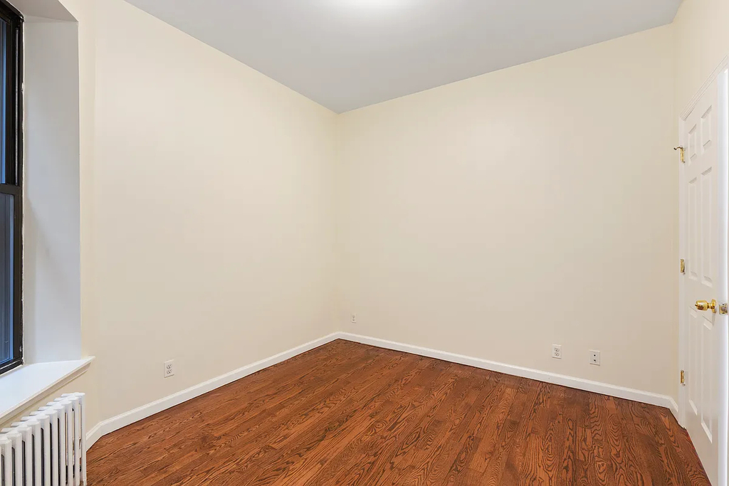 E 58th St & Sutton Place - Photo 5