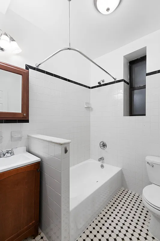 E 58th St & Sutton Place - Photo 8