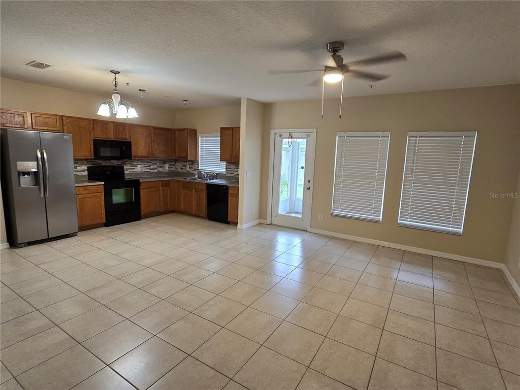 2039 Cypress Bay Boulevard - Photo 3