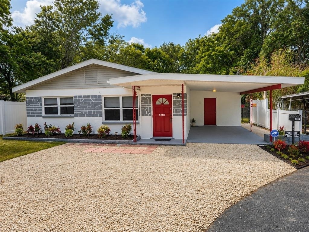7216 James Street - Photo 0