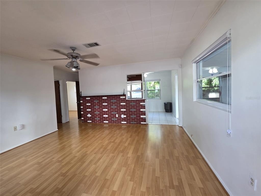 7216 James Street - Photo 7
