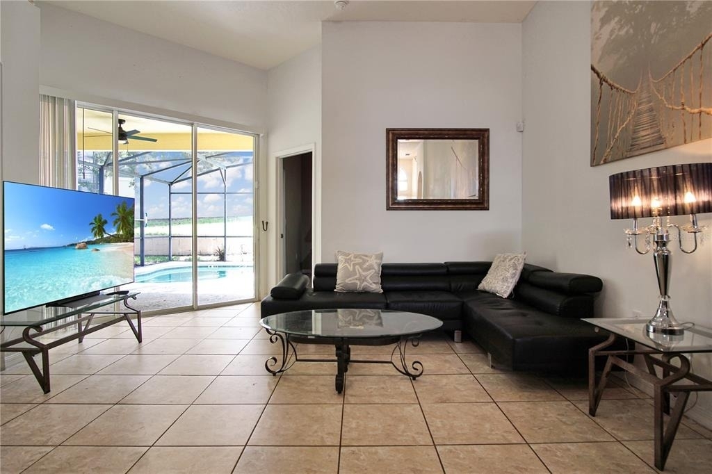546 Pineloch Drive - Photo 8