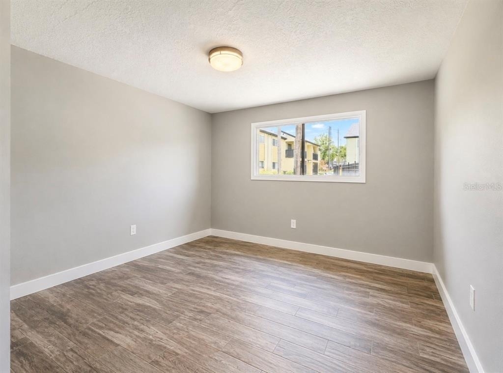 912 Lake Destiny Road - Photo 11