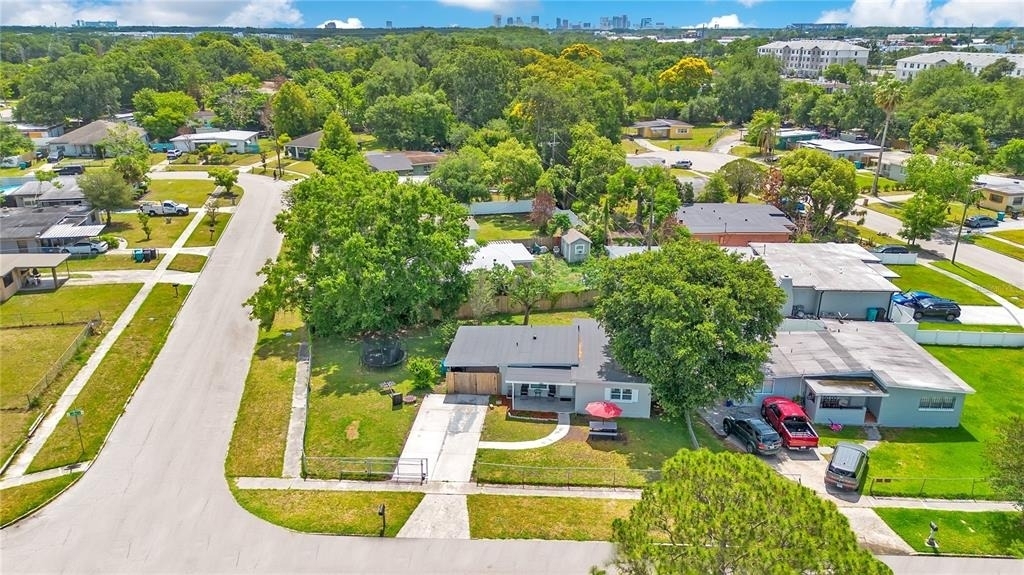 1301 Lawne Boulevard - Photo 8