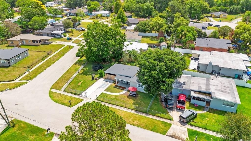 1301 Lawne Boulevard - Photo 9