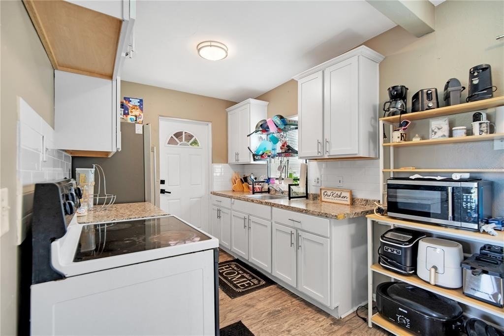 1301 Lawne Boulevard - Photo 30