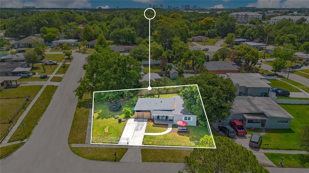 1301 Lawne Boulevard - Photo 3
