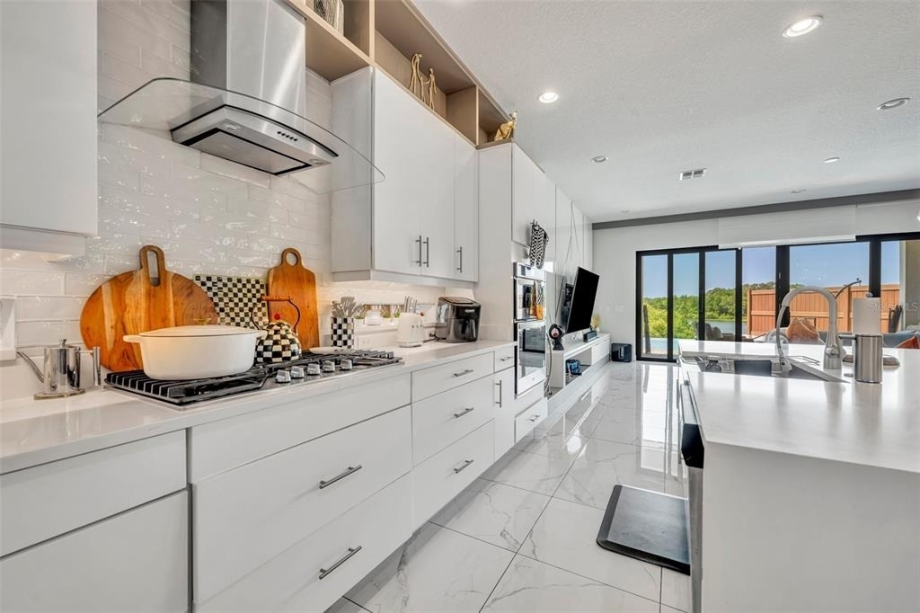 7613 Toscana Boulevard - Photo 8
