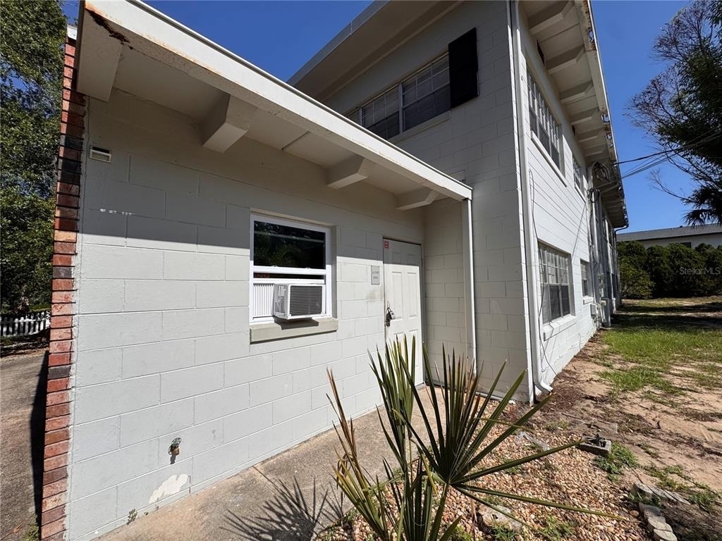 791 Lake Avenue - Photo 4