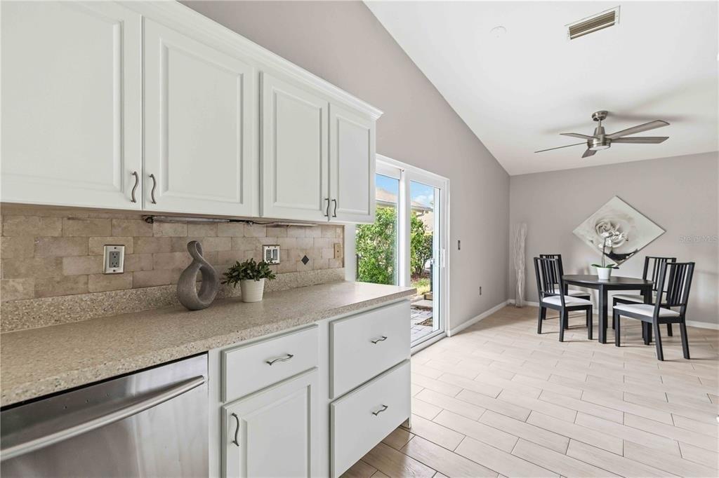 7795 Pine Trace - Photo 16