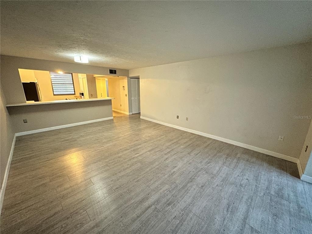 283 Sherwood Drive - Photo 3