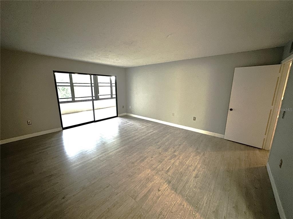 283 Sherwood Drive - Photo 15