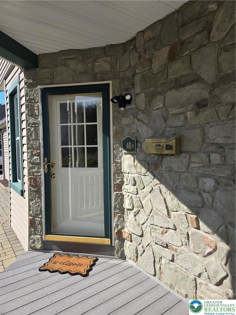 40 Evergreen Street - Photo 1